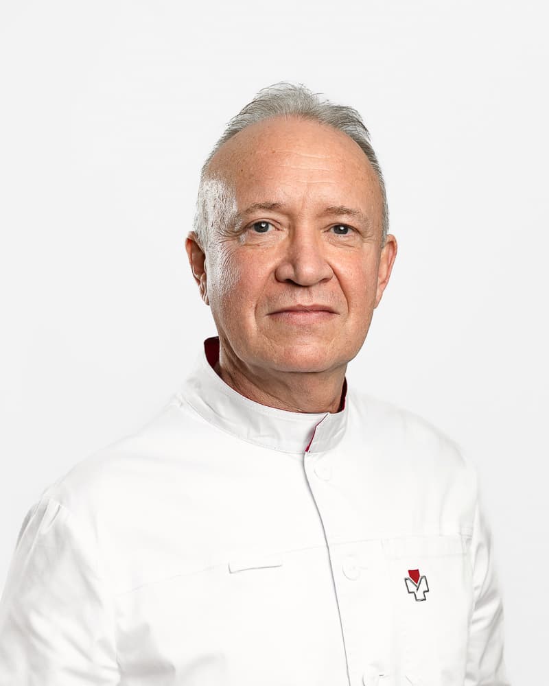 Волков Олег Робертович